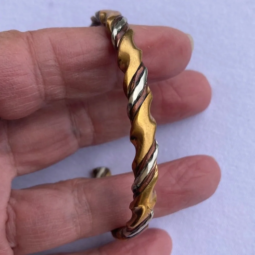 RARE FIND
Vintage Sergio Lub  mixed metal twist cuff bracelet - Picture 2 of 7